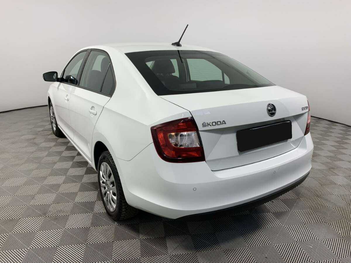 Skoda Rapid 2019 года с пробегом. Фото: #6