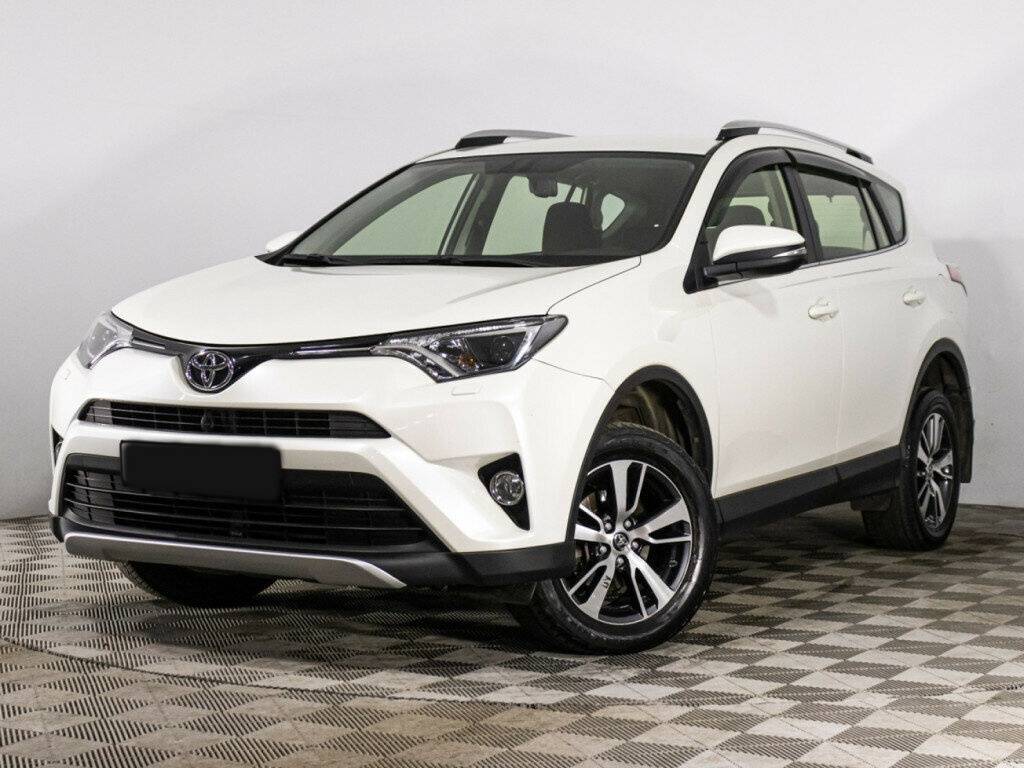 Toyota RAV4 2016 года с пробегом. Посмотреть фото