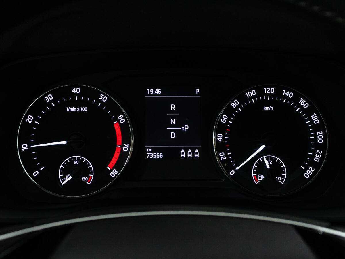 Skoda Octavia 2021 года с пробегом. Фото: #9