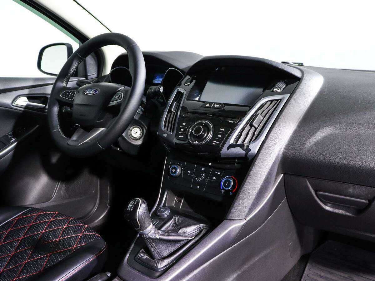 Ford Focus 2017 года с пробегом. Фото: #8
