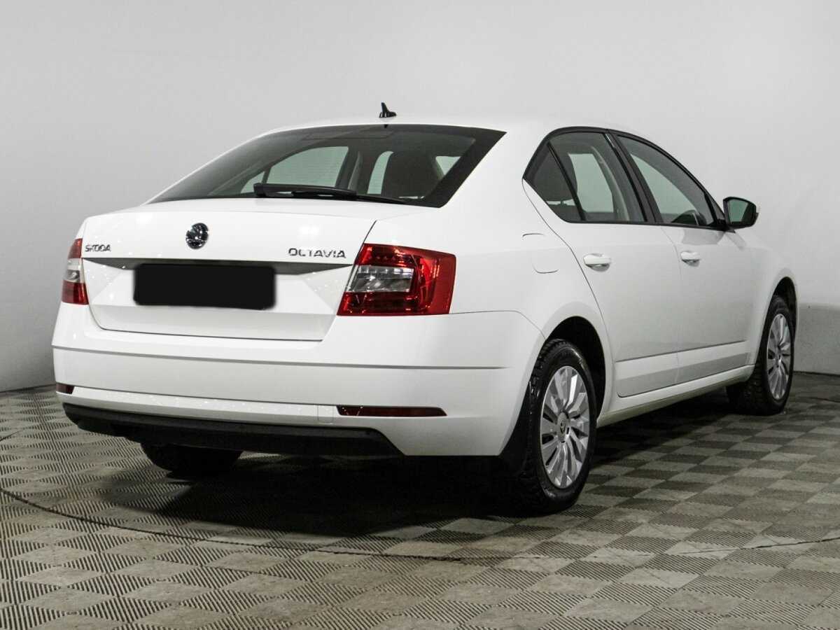 Skoda Octavia 2019 года с пробегом. Фото: #4