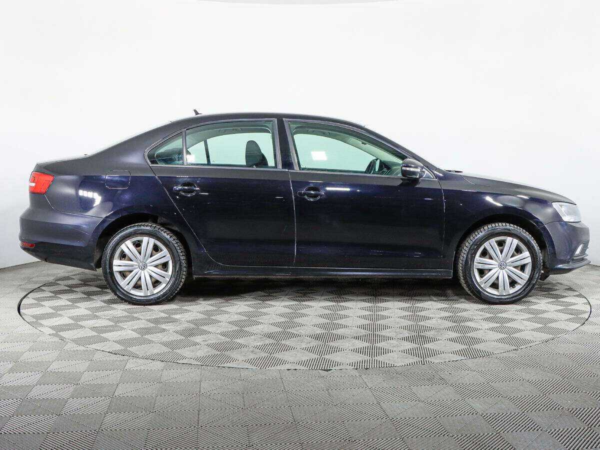 Volkswagen Jetta 2015 года с пробегом. Фото: #3