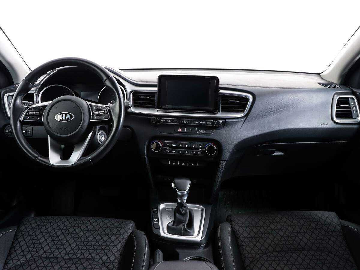 Kia Ceed 2019 года с пробегом. Фото: #7