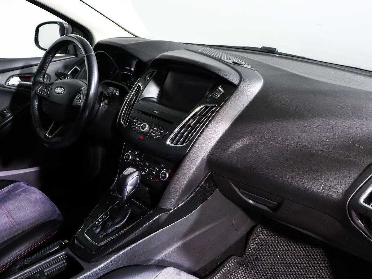Ford Focus 2017 года с пробегом. Фото: #8
