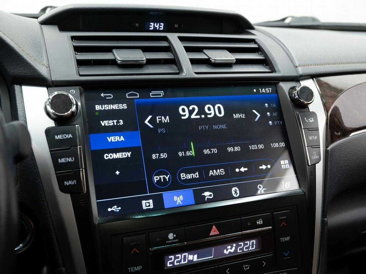 Toyota Camry 2017 года с пробегом. Фото: #21