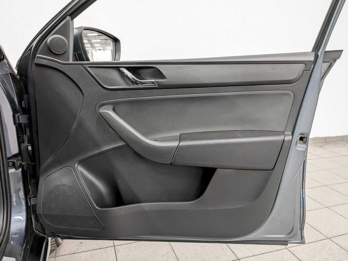 Skoda Rapid 2016 года с пробегом. Фото: #21