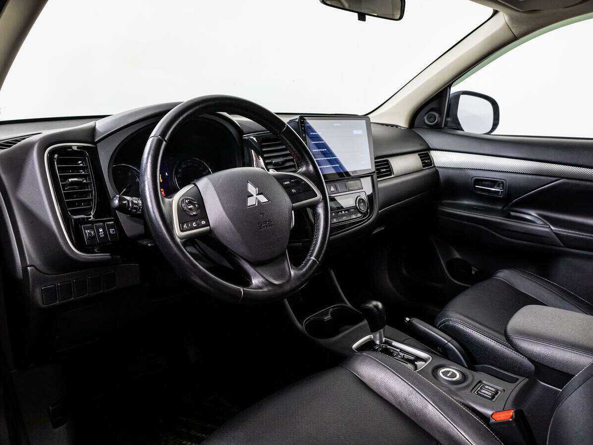 Mitsubishi Outlander 2013 года с пробегом. Фото: #8