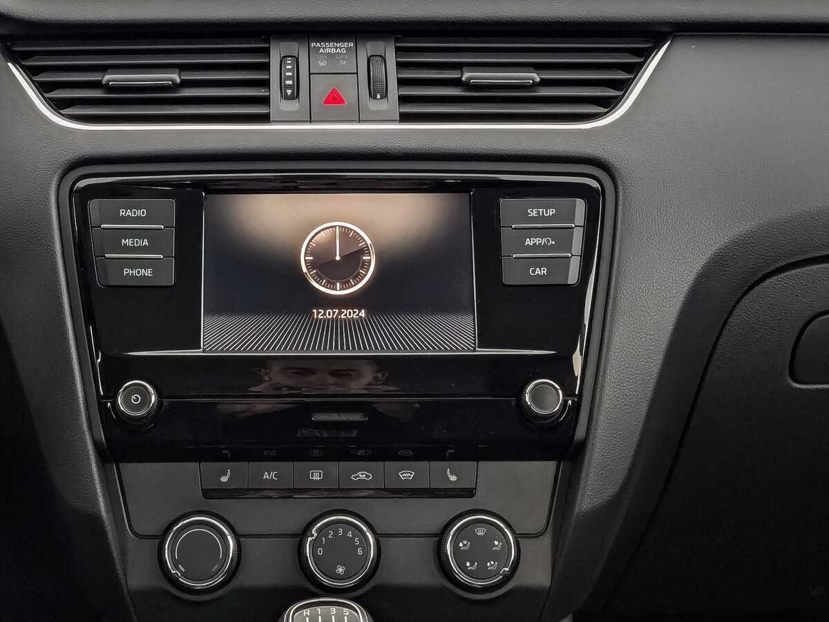 Skoda Octavia 2019 года с пробегом. Фото: #11