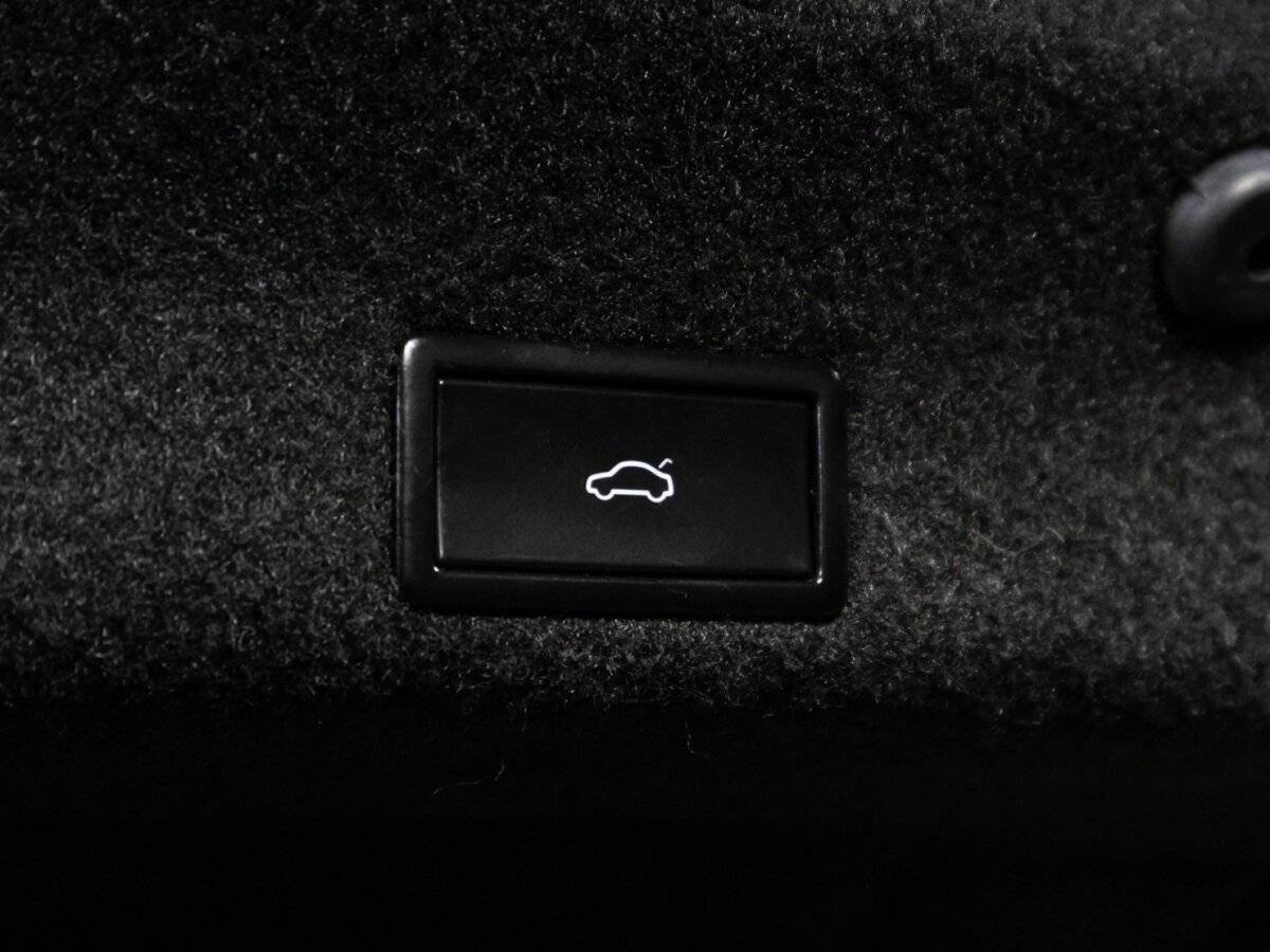 Volkswagen Passat 2017 года с пробегом. Фото: #14