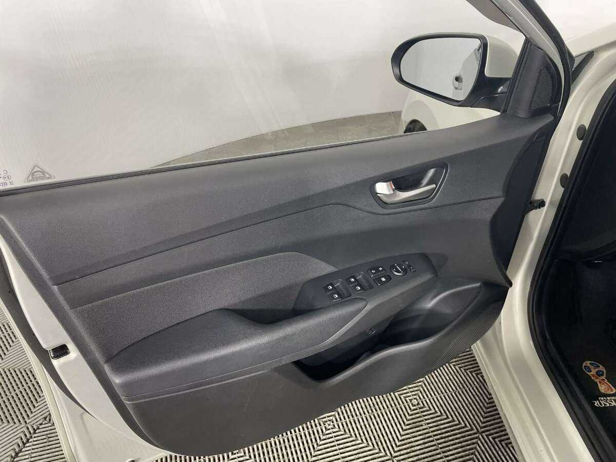 Hyundai Solaris 2018 года с пробегом. Фото: #7