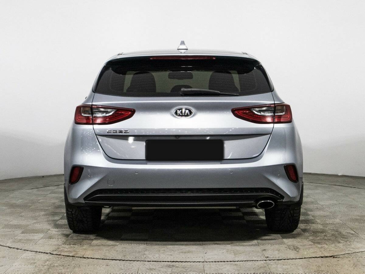 Kia Ceed 2021 года с пробегом. Фото: #5