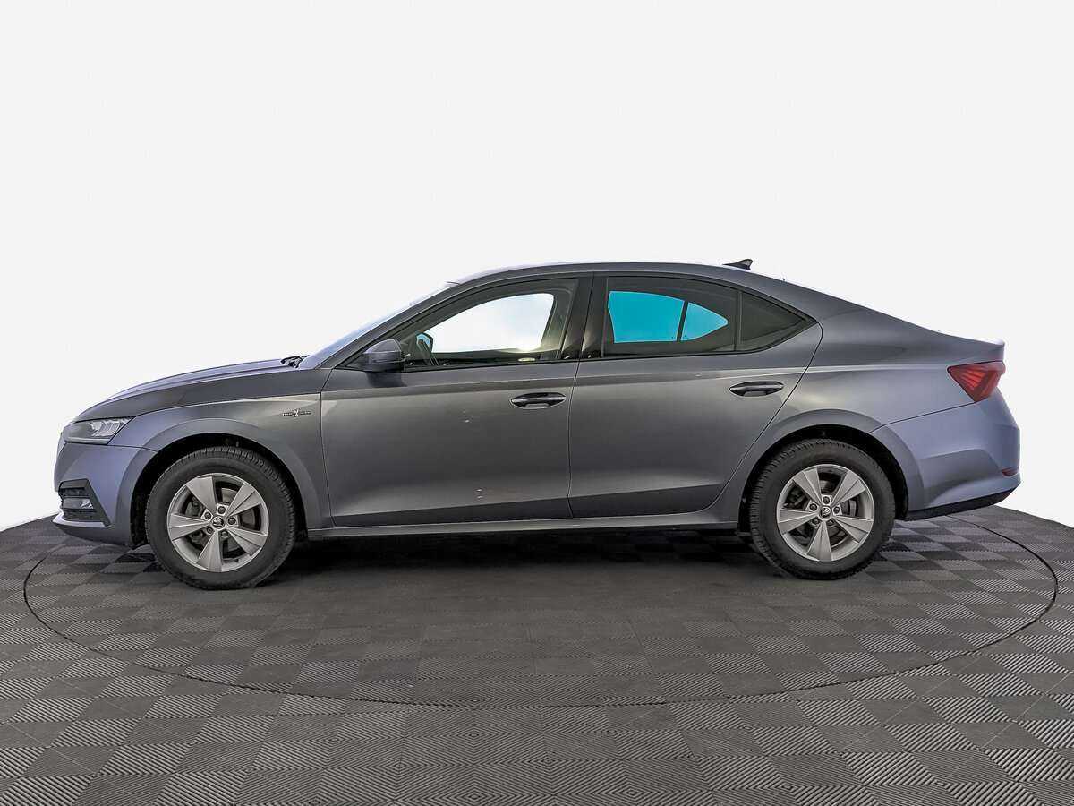 Skoda Octavia 2021 года с пробегом. Фото: #6
