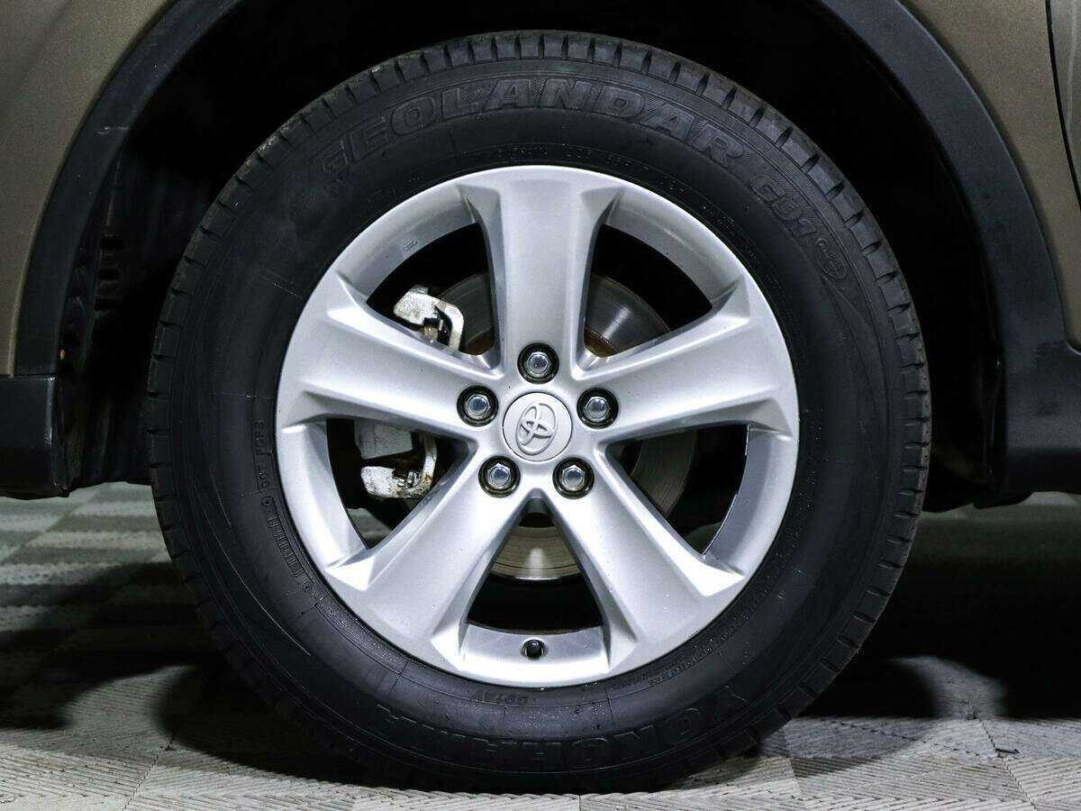 Toyota RAV4 2013 года с пробегом. Фото: #19