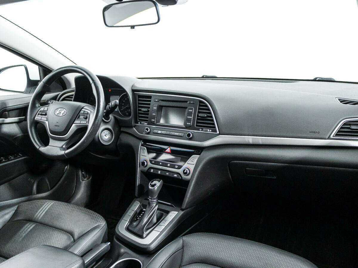 Hyundai Elantra 2016 года с пробегом. Фото: #8