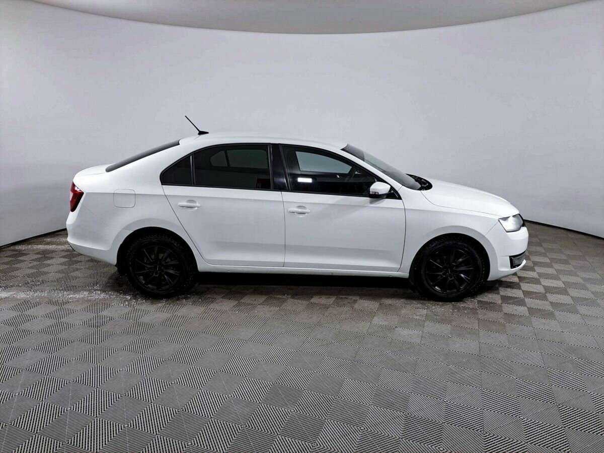 Skoda Rapid 2017 года с пробегом. Фото: #3