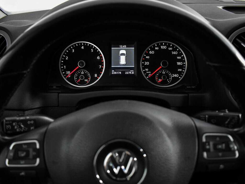 Volkswagen Tiguan 2012 года с пробегом. Фото: #17