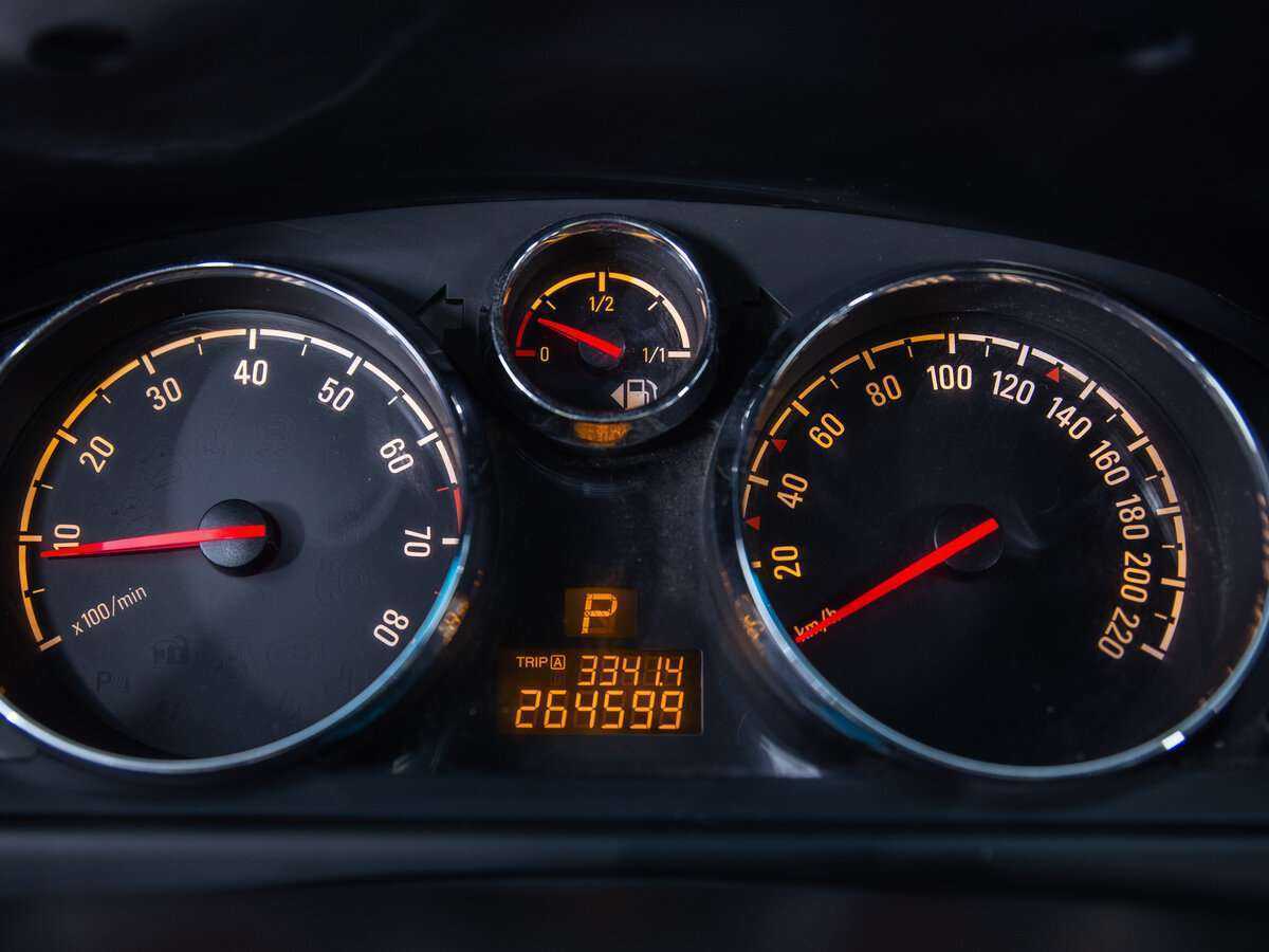 Opel Antara 2012 года с пробегом. Фото: #8