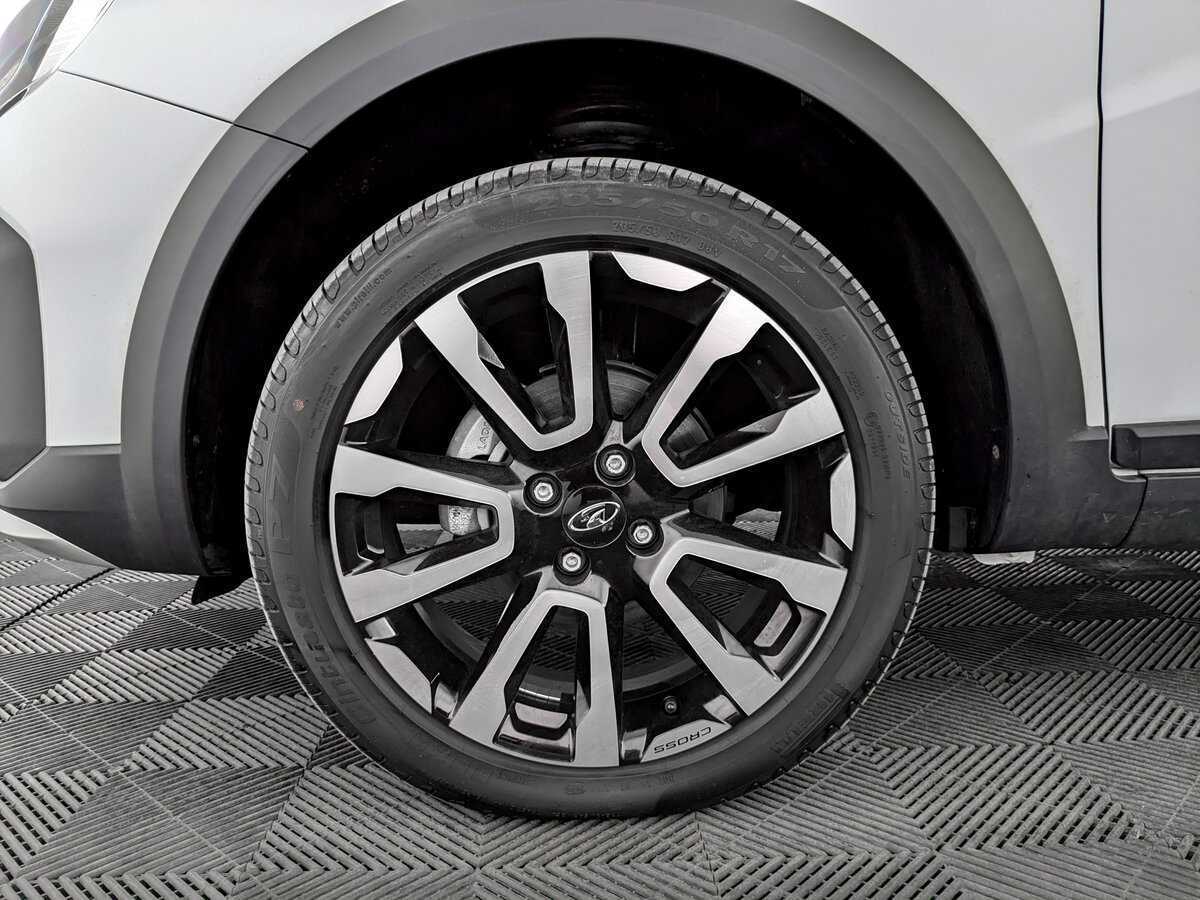 Lada (ВАЗ) Vesta 2024 года с пробегом. Фото: #17