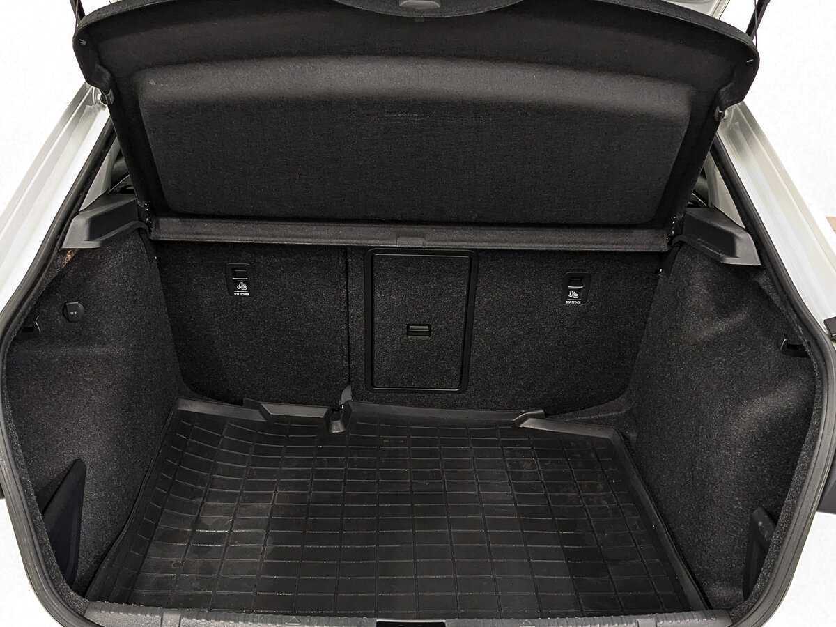 Volkswagen Polo 2021 года с пробегом. Фото: #9