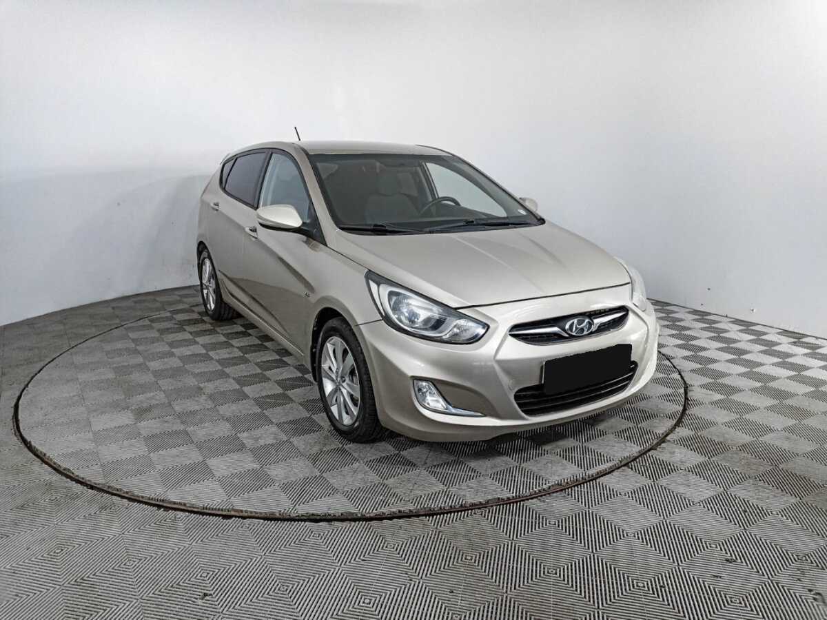 Hyundai Solaris 2012 года с пробегом. Фото: #2