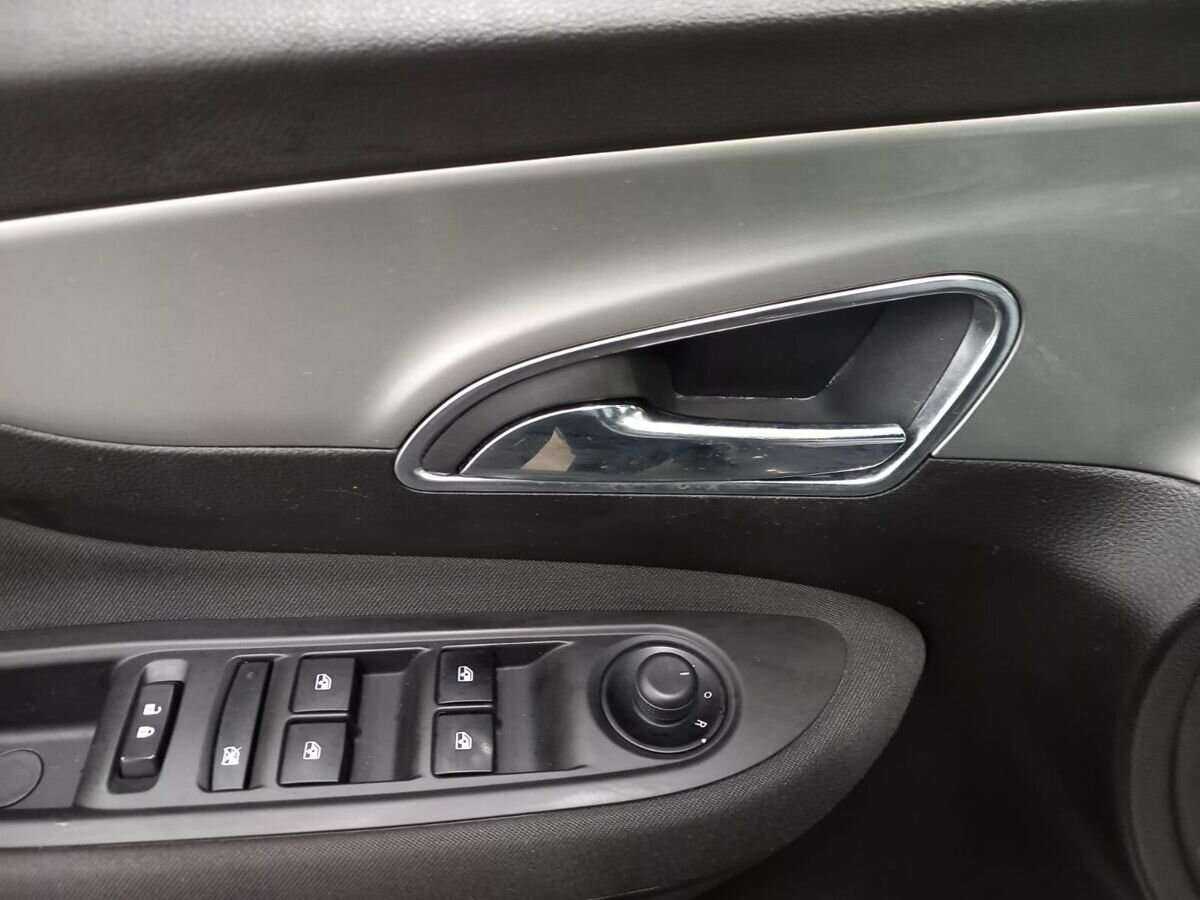 Opel Mokka 2013 года с пробегом. Фото: #14