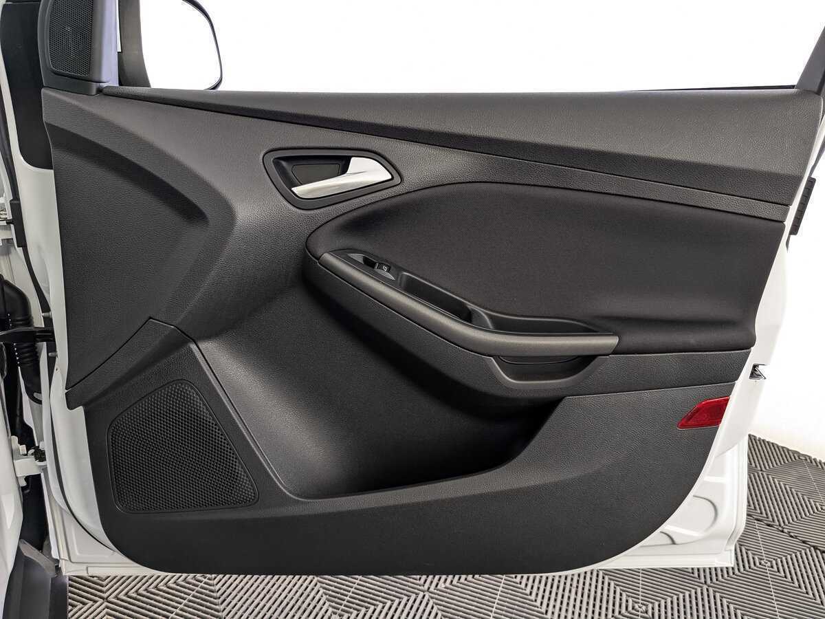 Ford Focus 2018 года с пробегом. Фото: #22