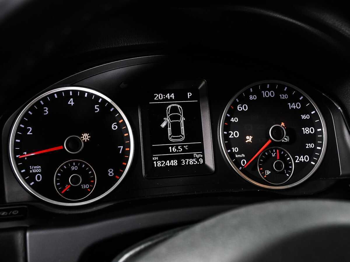 Volkswagen Tiguan 2014 года с пробегом. Фото: #9