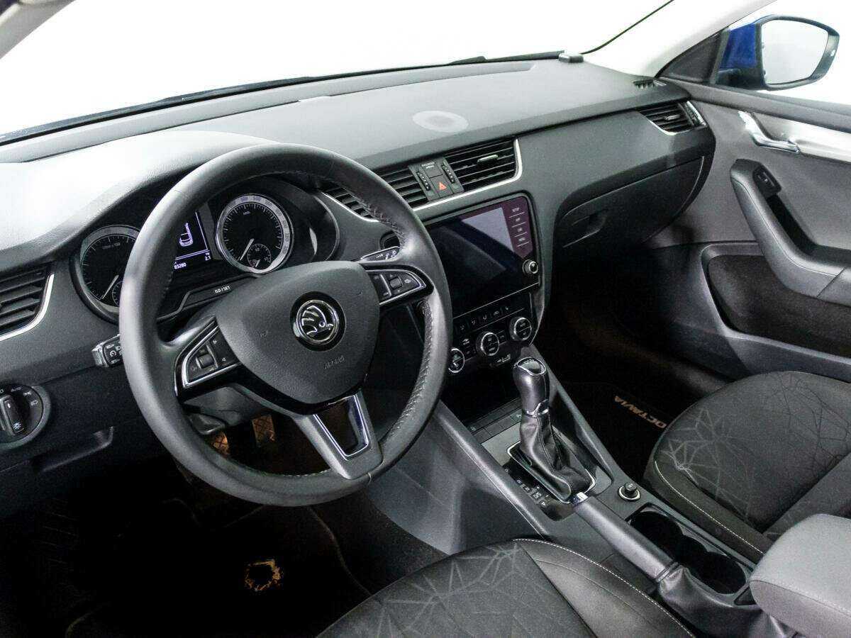 Skoda Octavia 2019 года с пробегом. Фото: #10