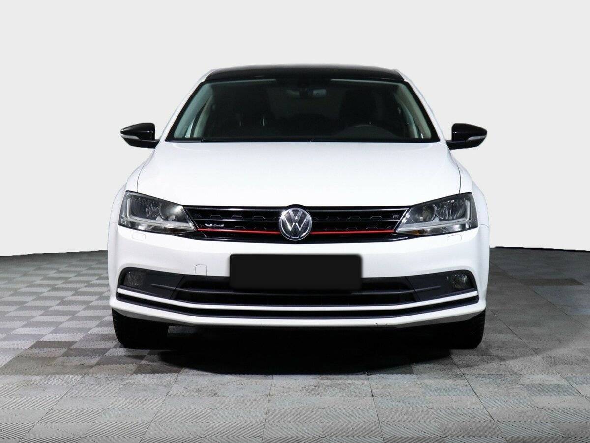 Volkswagen Jetta 2018 года с пробегом. Фото: #1