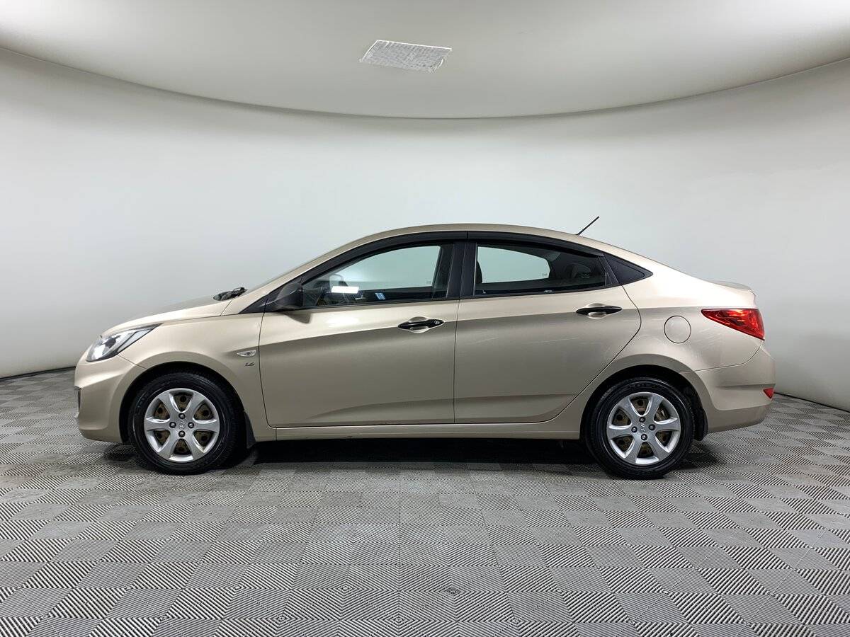 Hyundai Solaris 2012 года с пробегом. Фото: #7