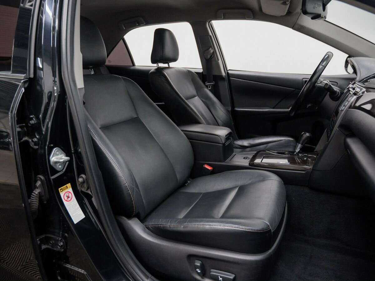 Toyota Camry 2015 года с пробегом. Фото: #7