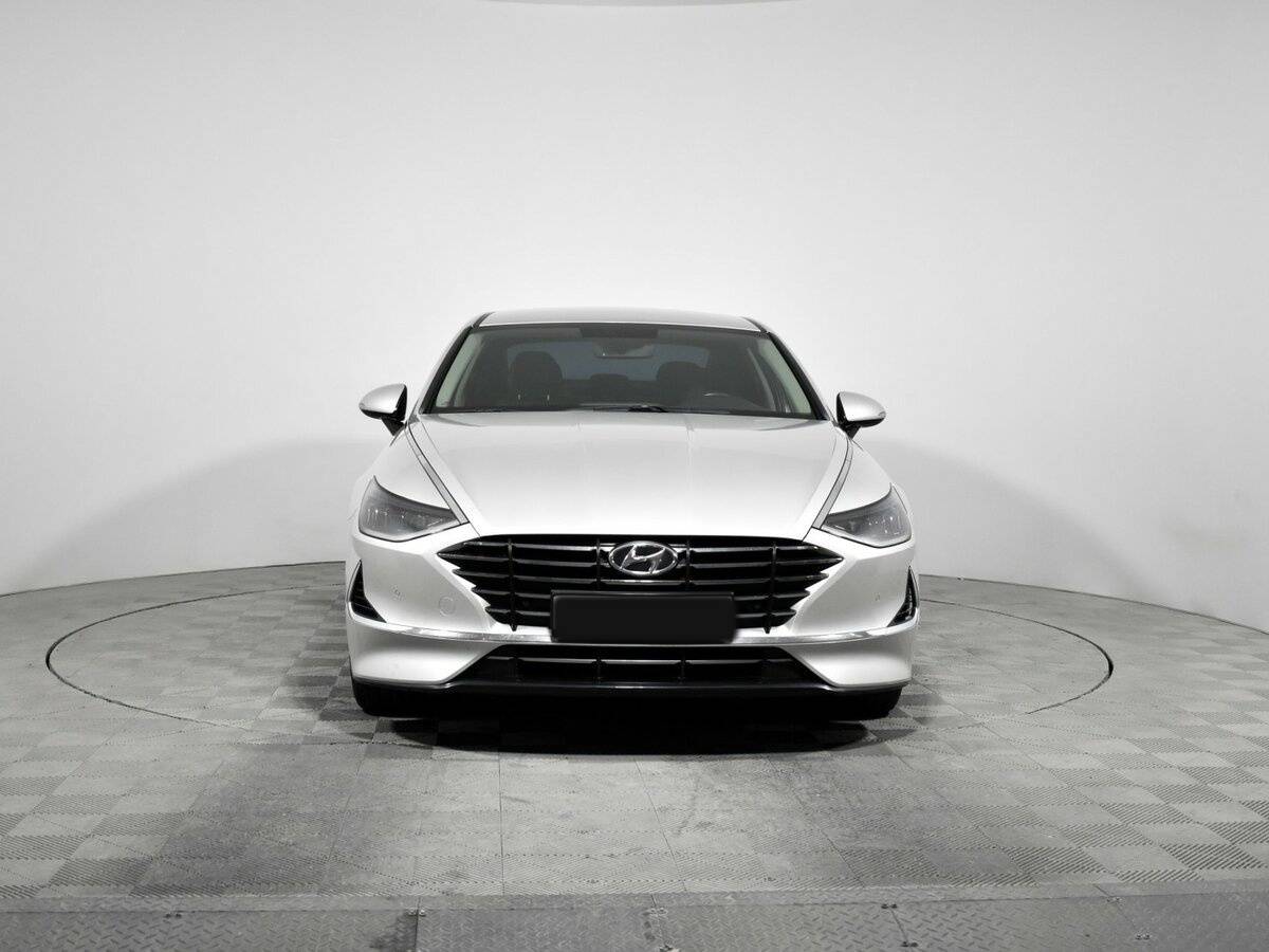 Hyundai Sonata 2021 года с пробегом. Фото: #1