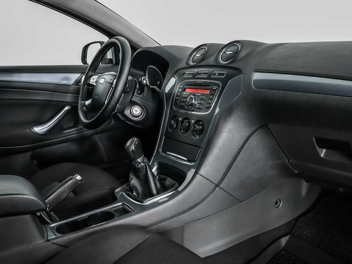 Ford Mondeo 2014 года с пробегом. Фото: #10