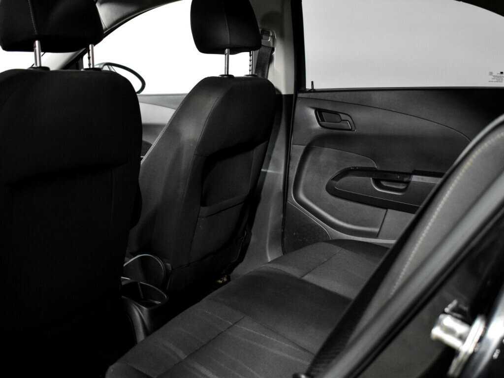 Chevrolet Aveo 2013 года с пробегом. Фото: #13