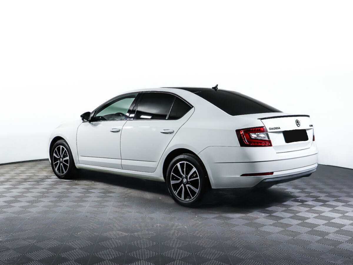 Skoda Octavia 2018 года с пробегом. Фото: #6