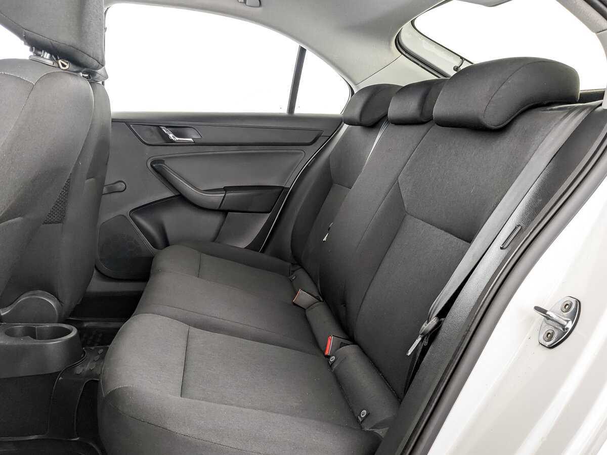 Skoda Rapid 2017 года с пробегом. Фото: #11