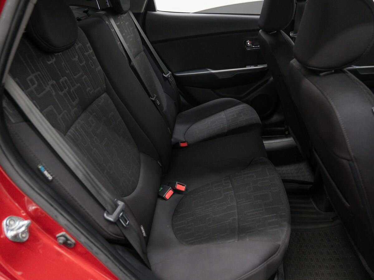 Kia Rio 2013 года с пробегом. Фото: #7