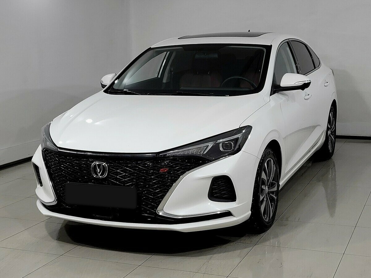 Changan Eado Plus 2024 года с пробегом. Посмотреть фото