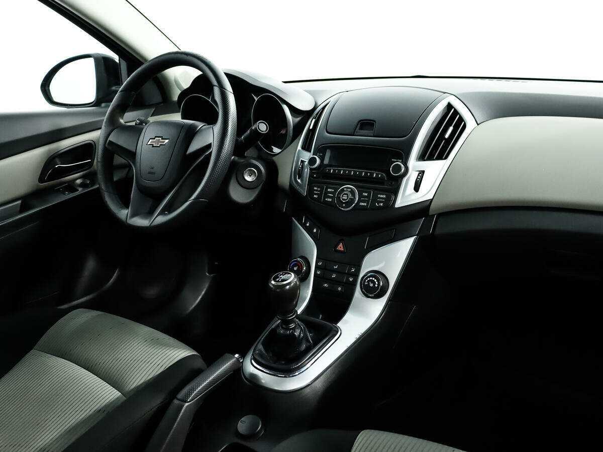Chevrolet Cruze 2013 года с пробегом. Фото: #9