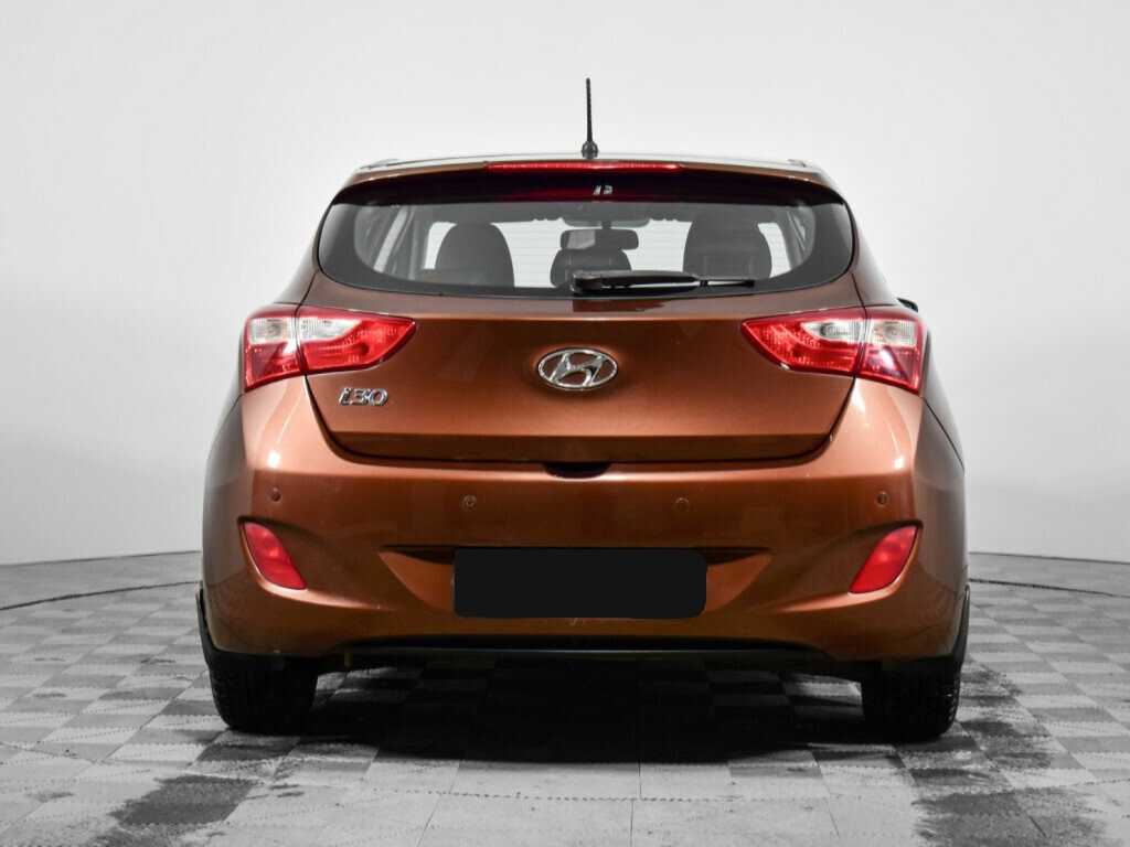 Hyundai i30 2013 года с пробегом. Фото: #5