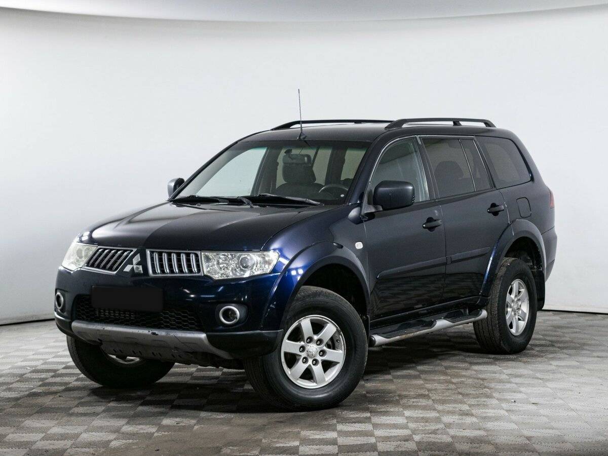 Mitsubishi Pajero Sport 2012 года с пробегом. Посмотреть фото