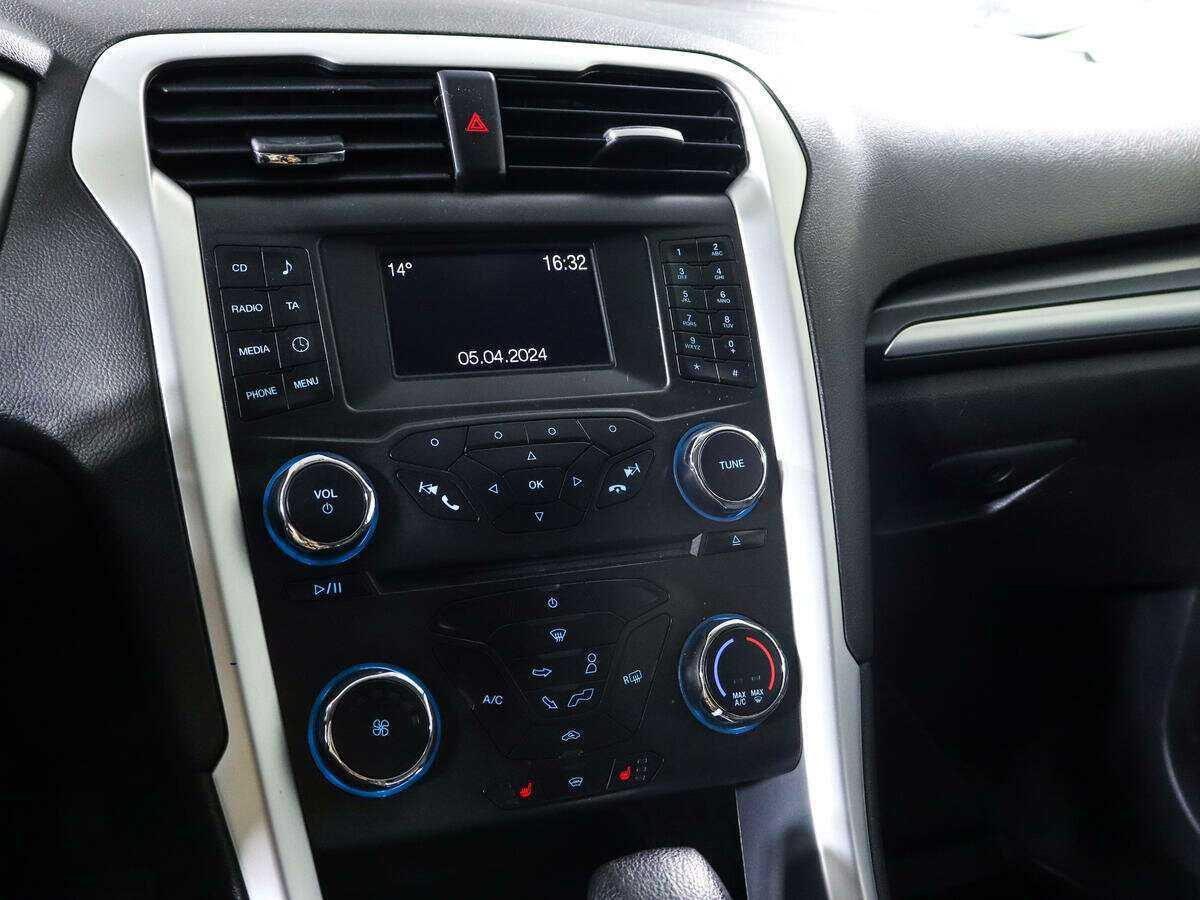 Ford Mondeo 2016 года с пробегом. Фото: #13