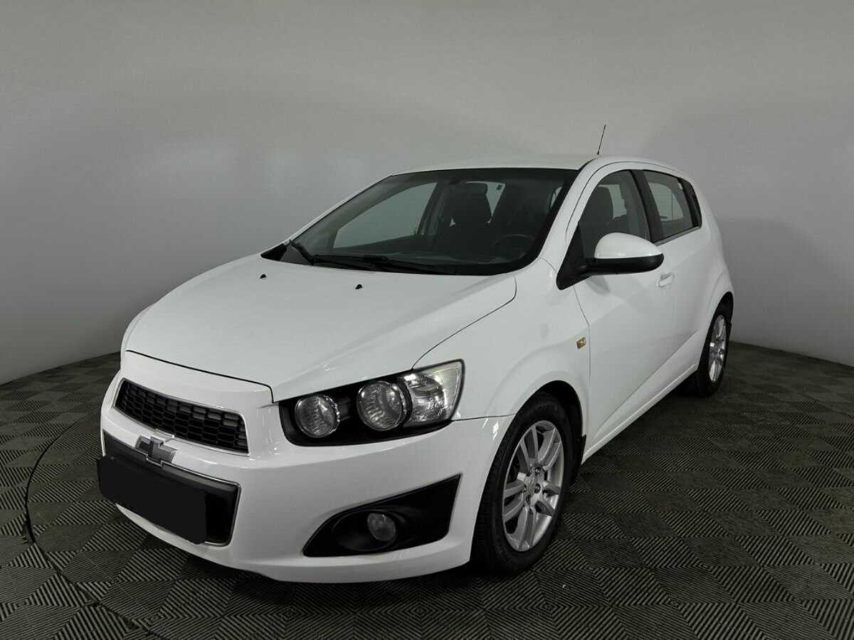 Chevrolet Aveo 2014 года с пробегом. Посмотреть фото