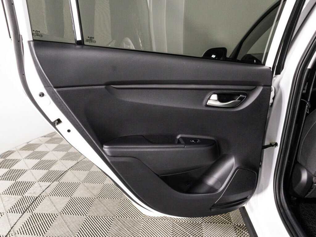 Kia Rio 2022 года с пробегом. Фото: #24