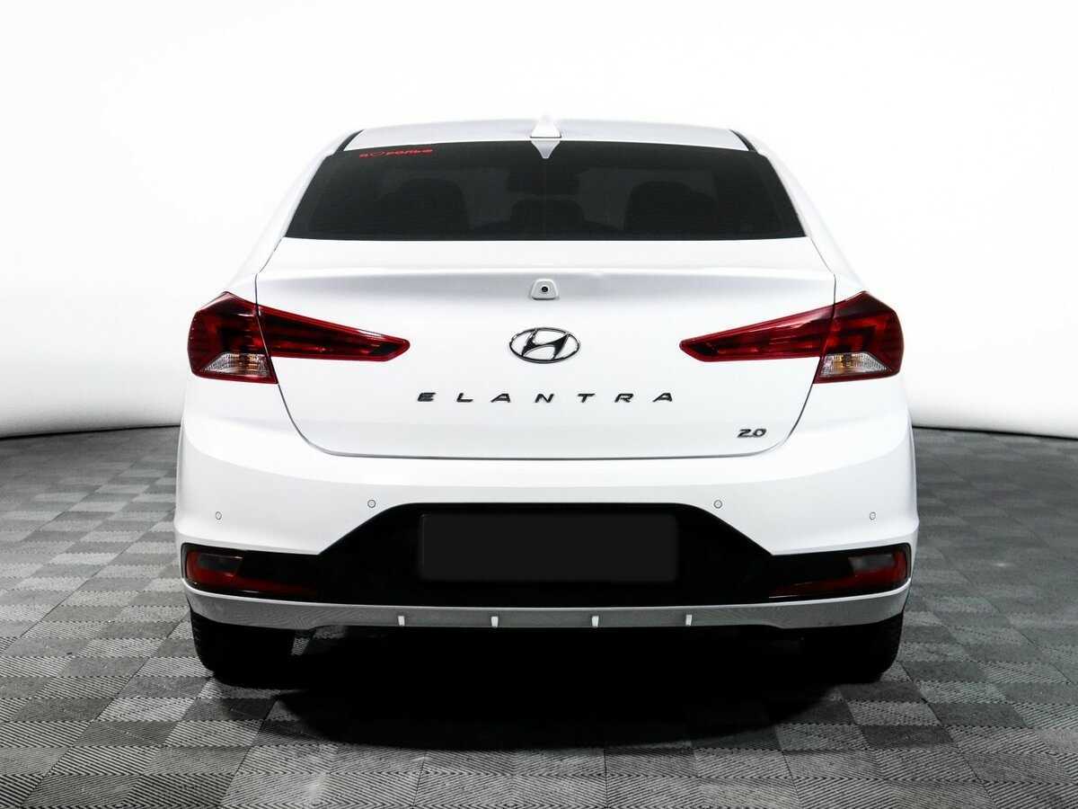 Hyundai Elantra 2020 года с пробегом. Фото: #5