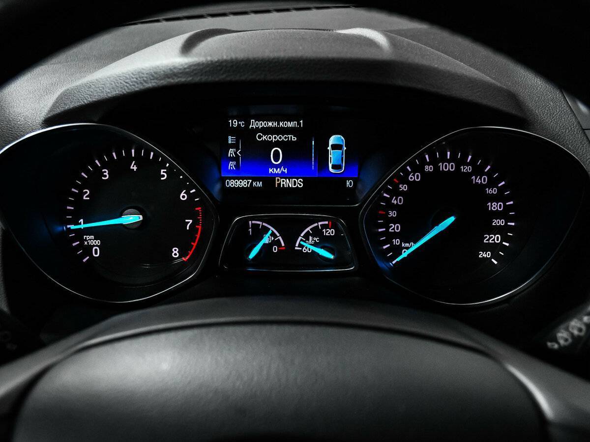 Ford Kuga 2017 года с пробегом. Фото: #9