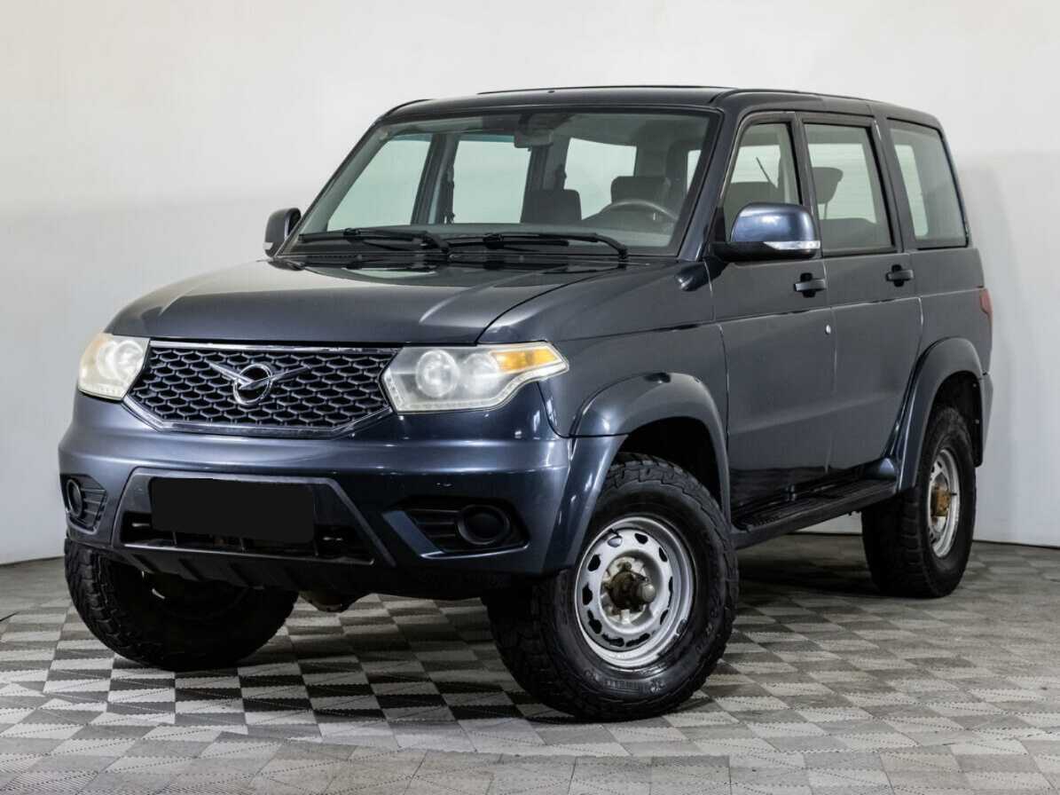 УАЗ Patriot 2017 года с пробегом. Посмотреть фото