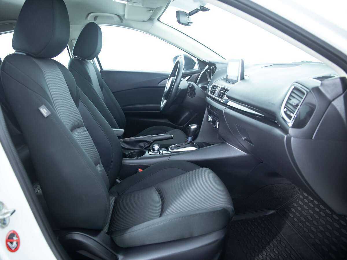 Mazda 3 2014 года с пробегом. Фото: #17