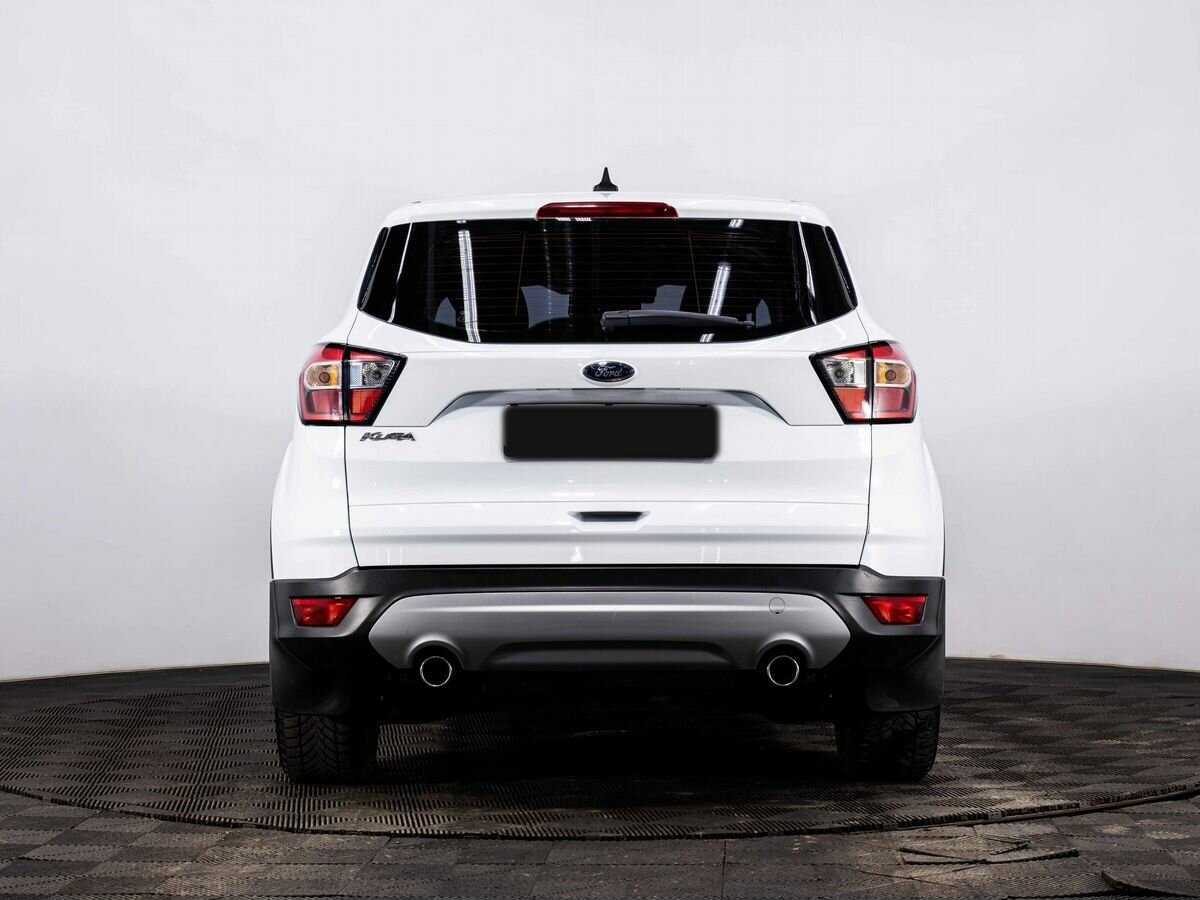 Ford Kuga 2017 года с пробегом. Фото: #4
