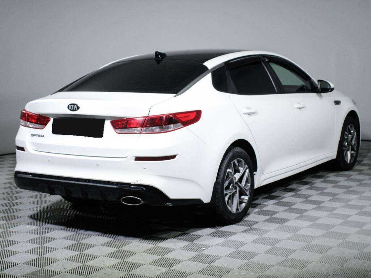 Kia Optima 2018 года с пробегом. Фото: #4